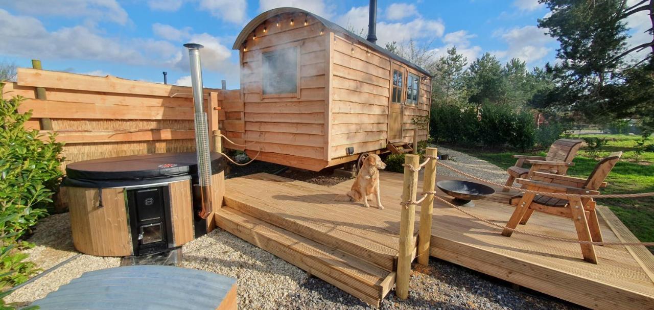 Forton House Shepherd's Huts
